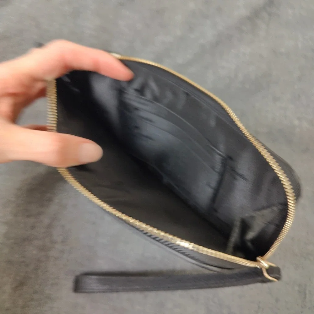 Kate Spade Lucy Wristlet Women‎ Medium Black Pebbled Leather Clutch Preppy